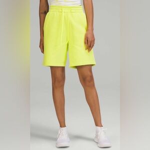 NWOT New Lululemon Loungeful High-Rise Short 7" Electric Lemon
